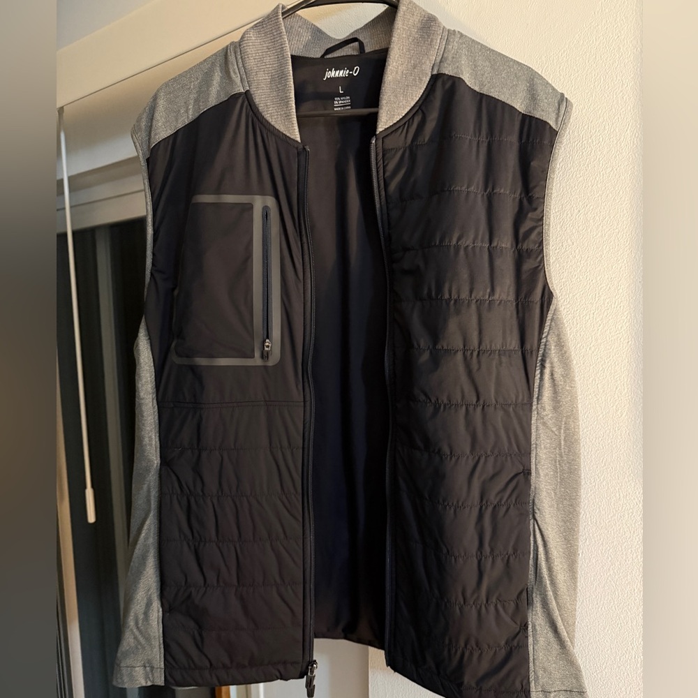 Johnnie-O Vest large - Picture 2 of 3